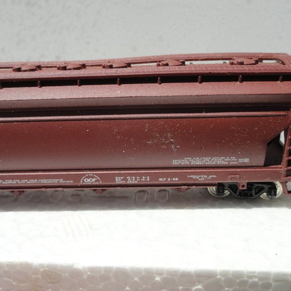 VTG Bachman N Scale Santa Fe Hopper Train car~NICE~detailed~Train fan - Picture 3 of 7